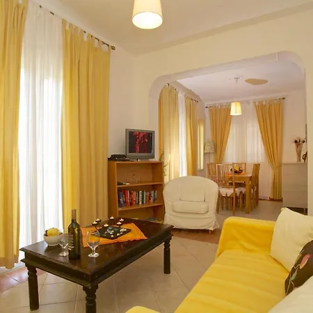 - Lemon - Orange Vila